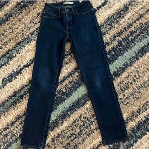 Mid/low rise skinny jeans